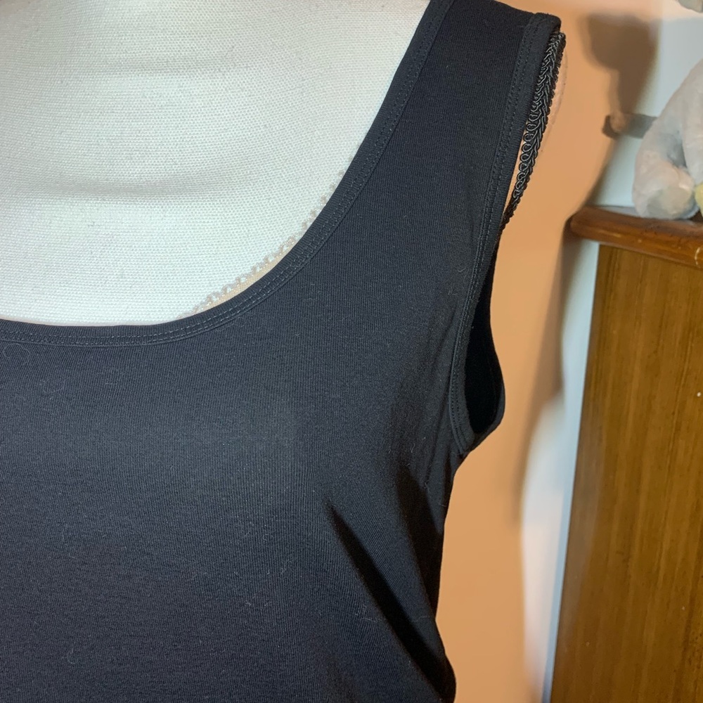 Hannah Black Tank Top - Picture 3 of 8